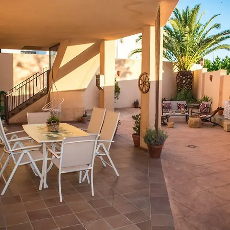 Casa Rural Las Eras En Monfraguee Holiday home